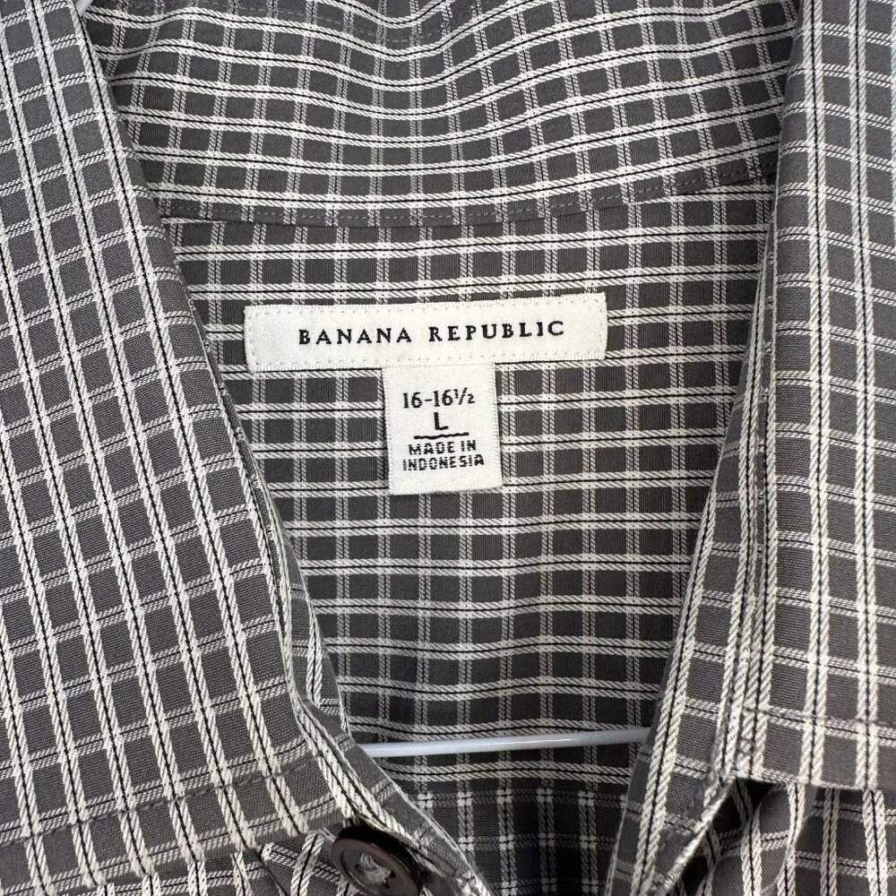 Banana Republic 100% Cotton Charcoal & White Check Button Down Long Sleeve Shirt